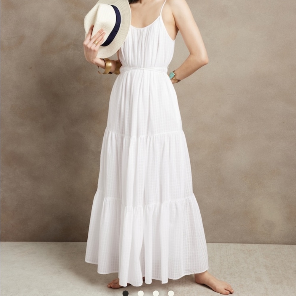 Banana Republic White Maxi dress